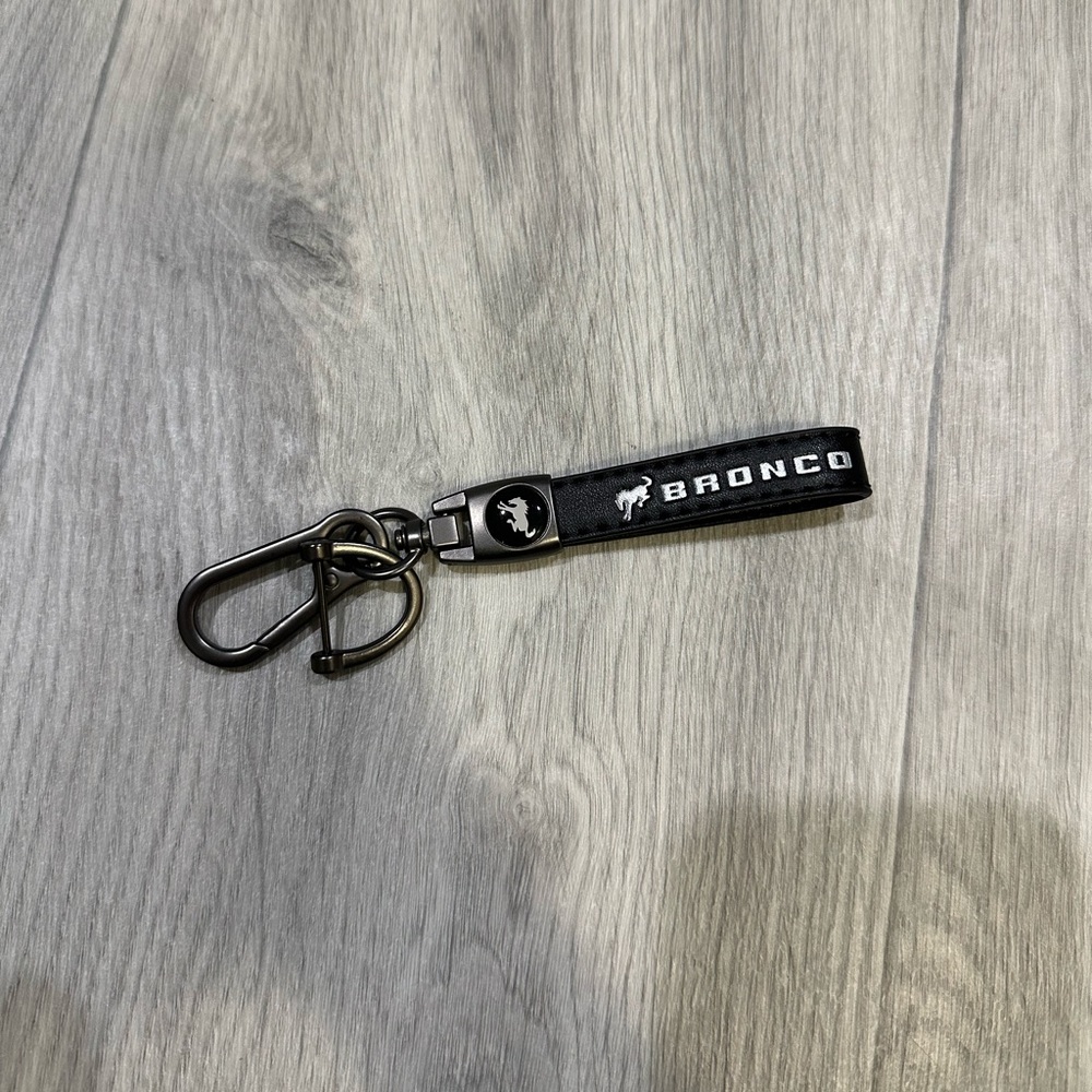 Bronco black Leather Key Chain